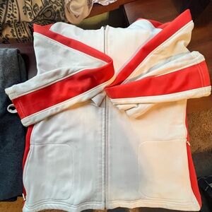 ERIN SNOW Minimalist fashion